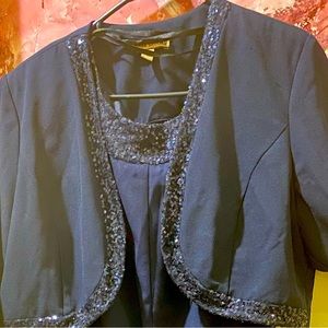 2piece set Dress & cropped jacket lined with sequins.